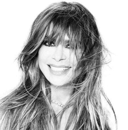 The 59-year-old TV personality Paula Abdul doesn't have children. Though she had married twice, she didn't have children with them. 